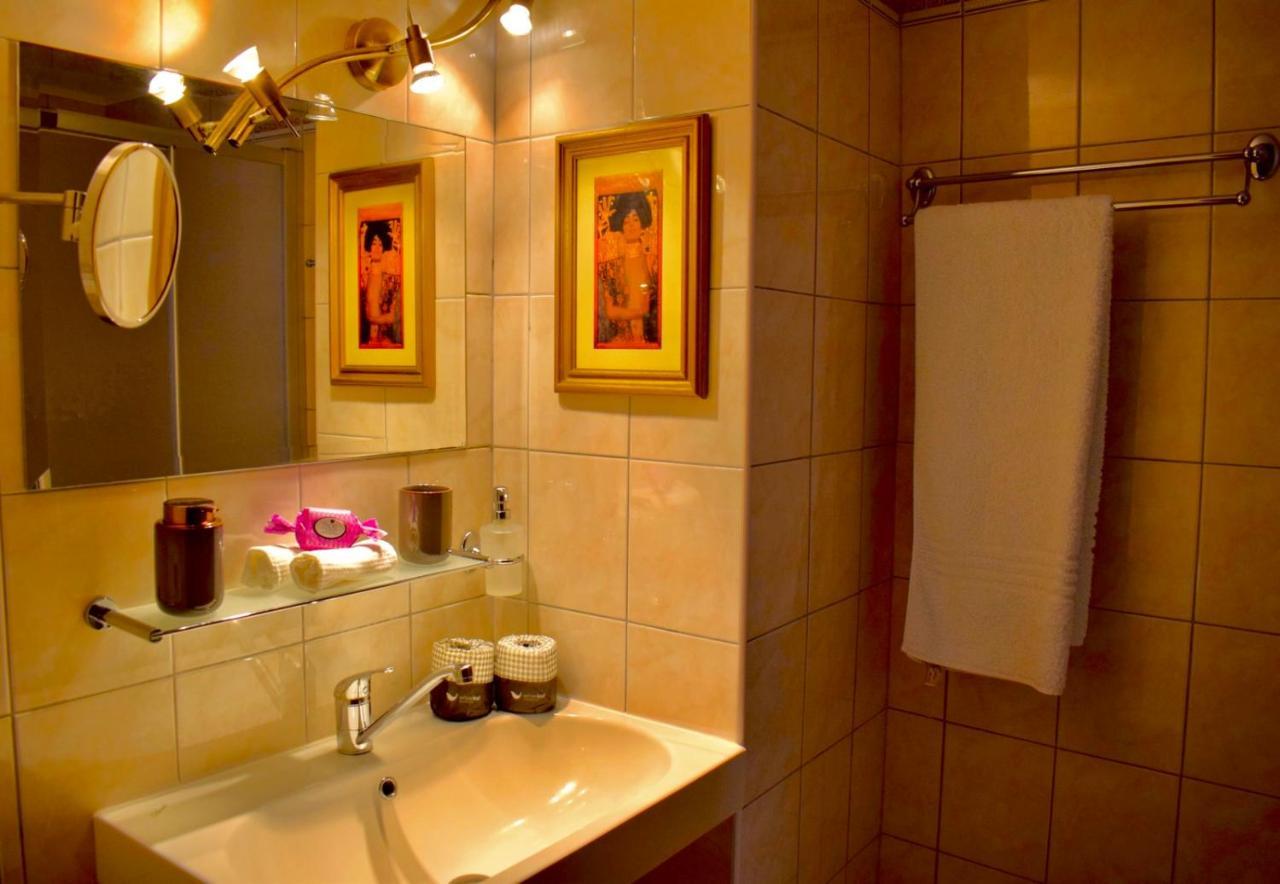 Carmen Art Hotel Rhodes City Extérieur photo